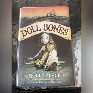 Doll Bones by Holly Black Hardcover